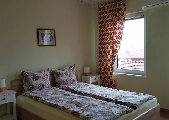 аврамов дом - етаж от къща Apartment